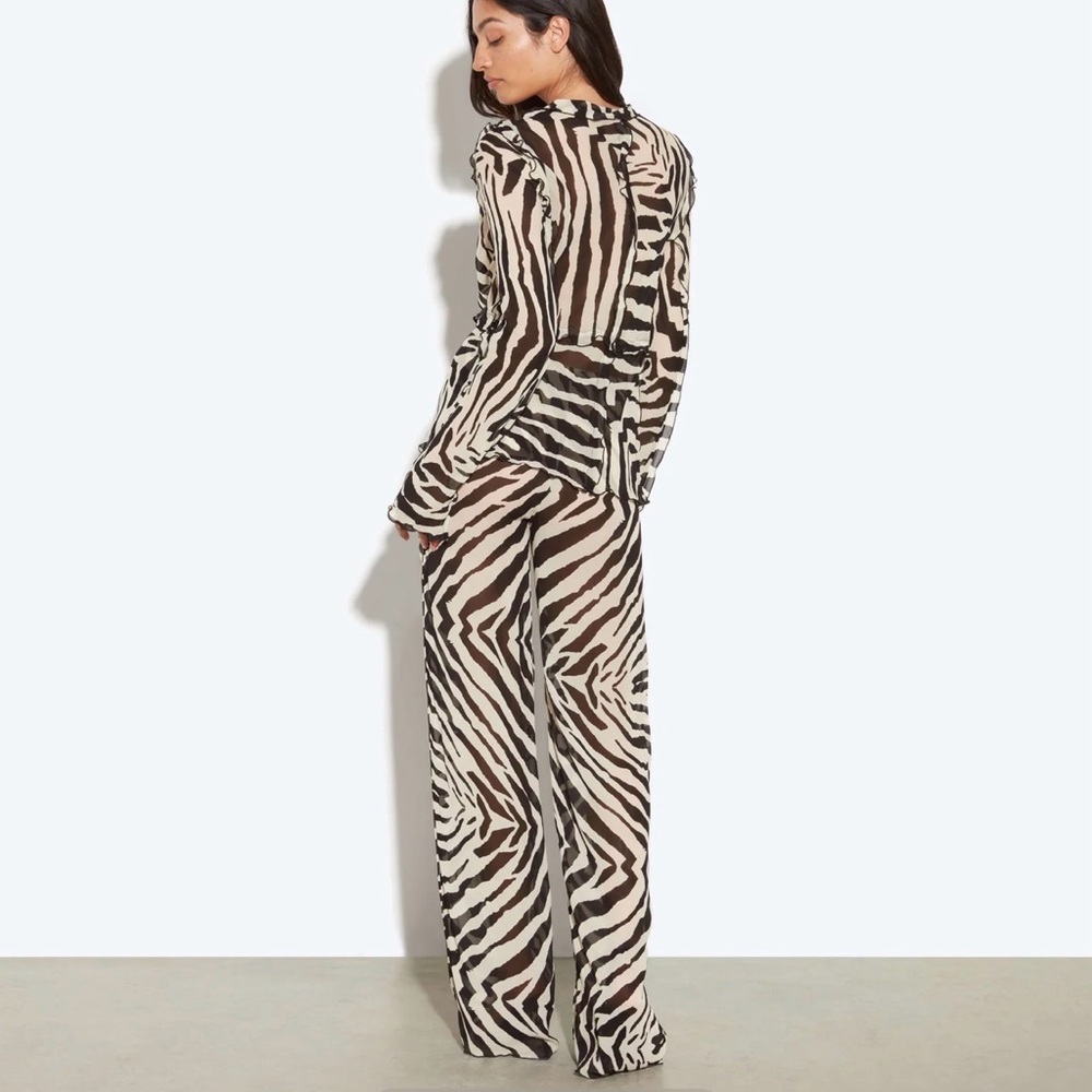 Rat & Boa Black and White Zebra Print Outfit - Picture 3 of 5